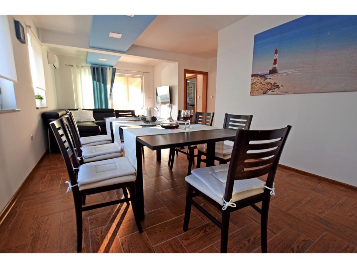 Apartment Dinko Rovanjska Eksteriør billede