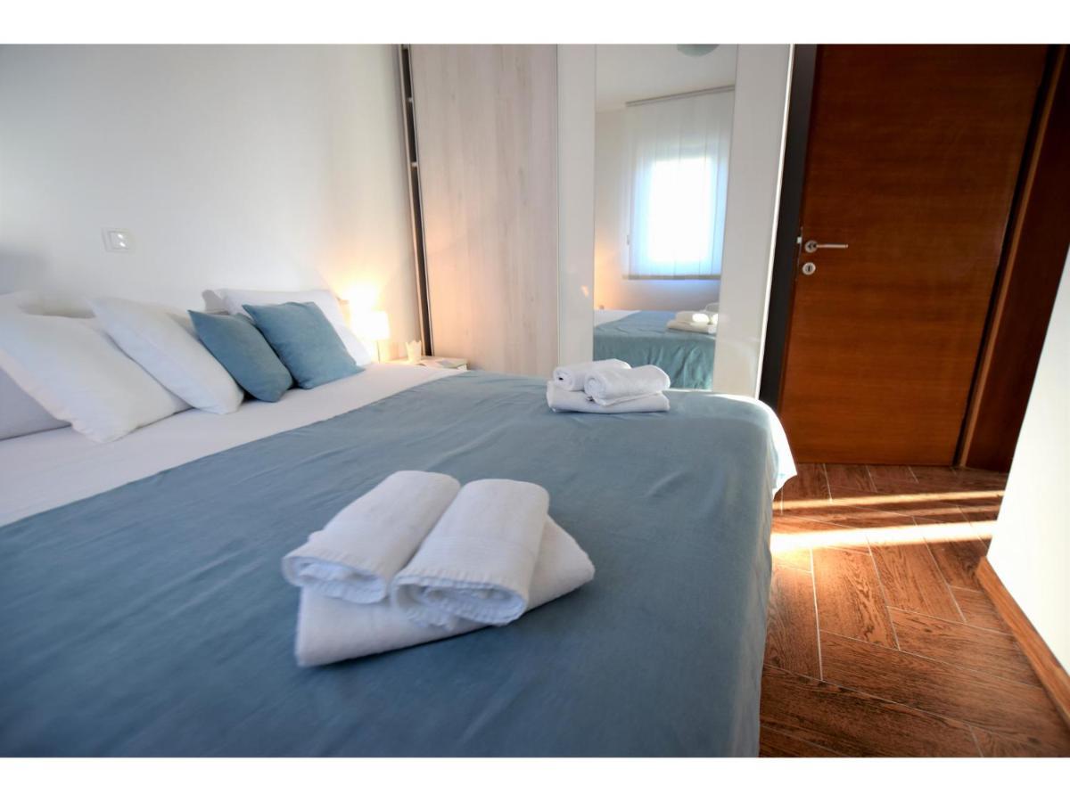 Apartment Dinko Rovanjska Eksteriør billede