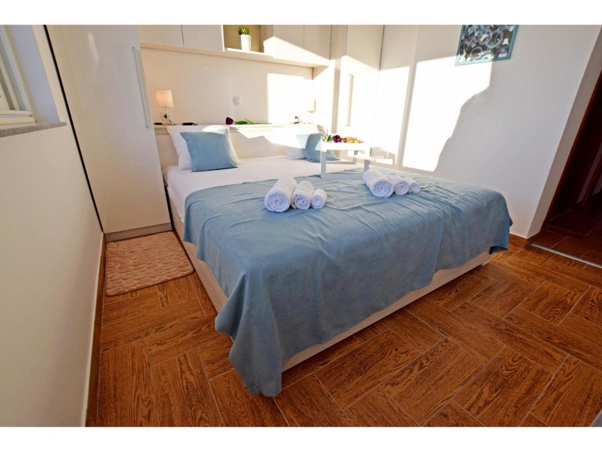 Apartment Dinko Rovanjska Eksteriør billede