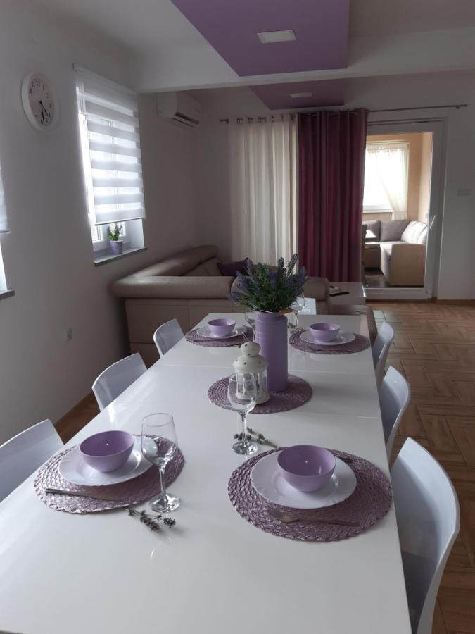 Apartment Dinko Rovanjska Eksteriør billede