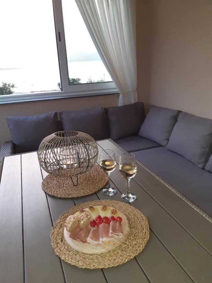 Apartment Dinko Rovanjska Eksteriør billede
