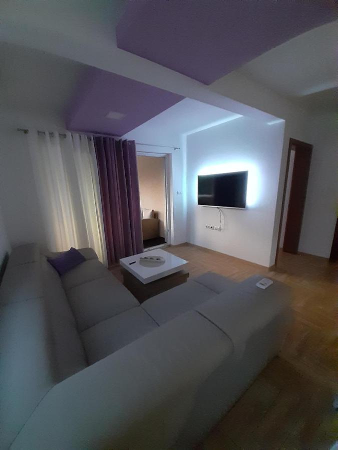Apartment Dinko Rovanjska Eksteriør billede