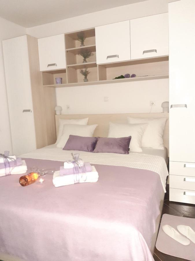 Apartment Dinko Rovanjska Eksteriør billede