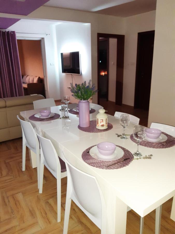Apartment Dinko Rovanjska Eksteriør billede
